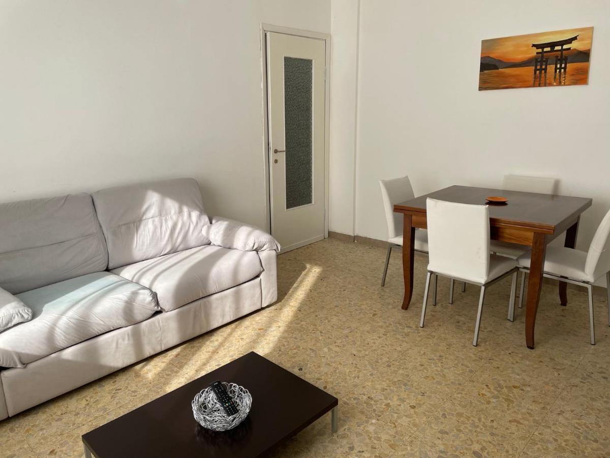 Manubella Appartamento 5 Vani Con Giardino La Spezia Exterior foto