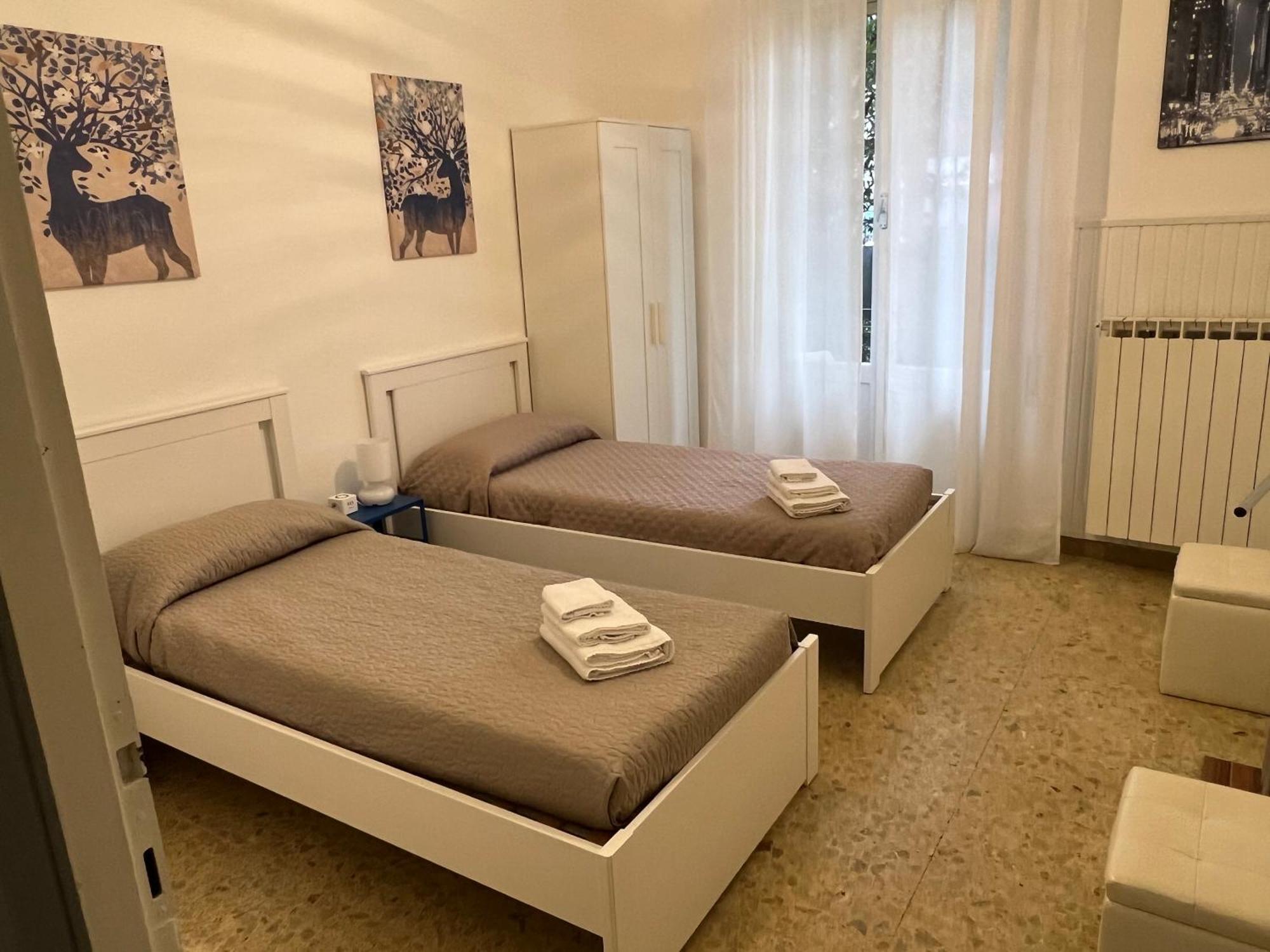 Manubella Appartamento 5 Vani Con Giardino La Spezia Exterior foto